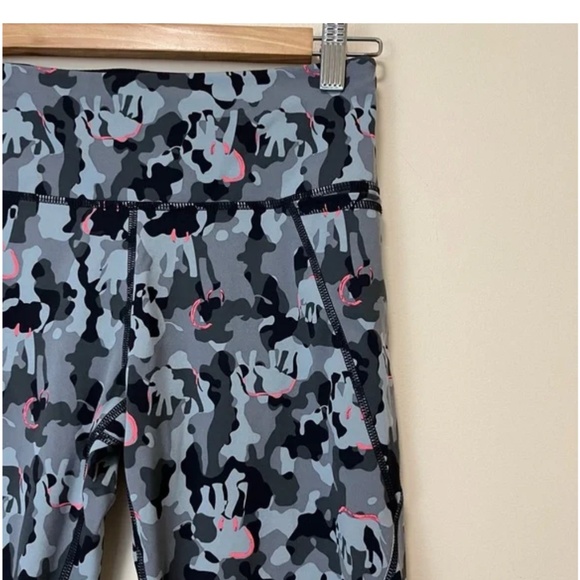 Sweaty Betty The Power 7/8 Legging - Elephant Camo Leggings - Picture 3 of 10
